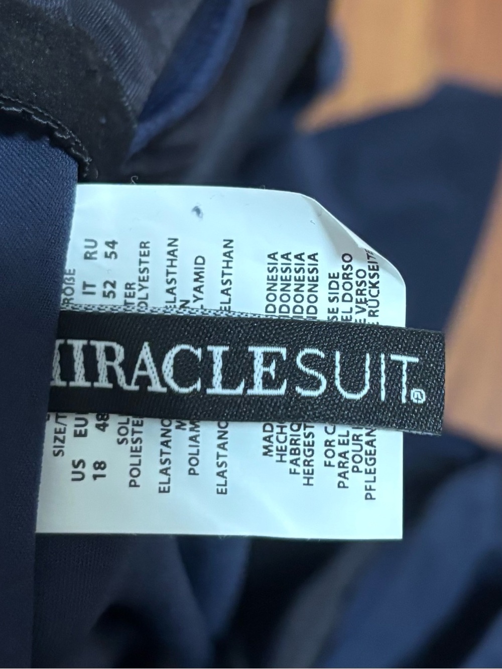 Miraclesuit Illusionists Ursula Underwire Tankini Swim Top NWT - Picture 6 of 8